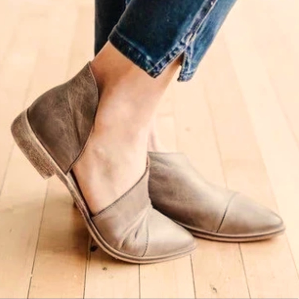 Women’s - Size 6.5 - Cut Out Bootie